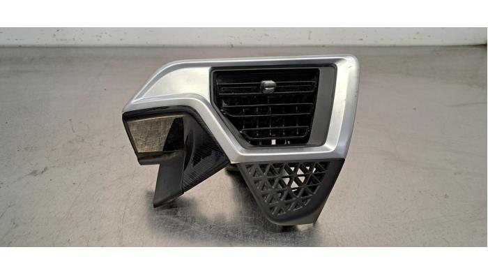Grille aération tableau de bord BMW X7