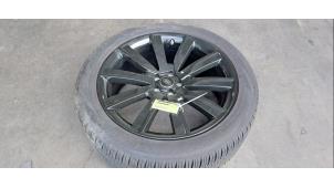 Gebruikte Velg + Band Landrover Range Rover Velar (LY) 3.0 D300 AWD Prijs € 332,75 Inclusief btw aangeboden door Autohandel Didier