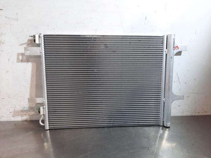 Condensateur clim Peugeot 408