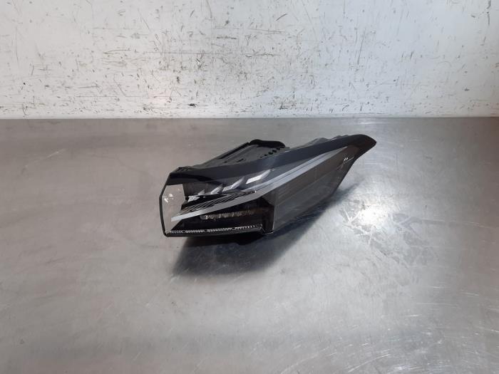 Feu arrière droit Peugeot 408