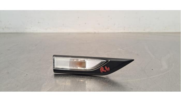 Clignotant protection avant droit Volkswagen Caddy