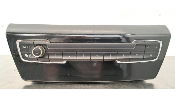 Panneau commande radio BMW 2-Série