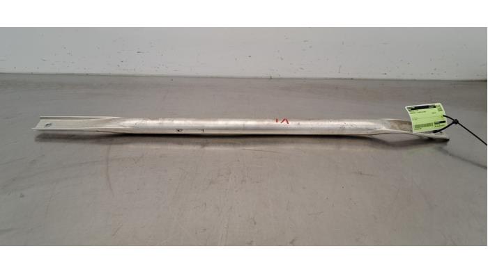 Support partie avant Mercedes C-Klasse