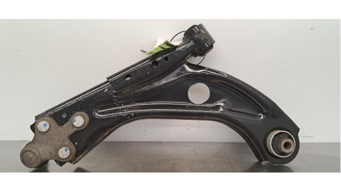 Bras de suspension avant droit Opel Combo