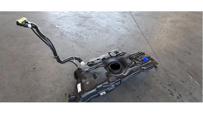 Réservoir de carburant Opel Grandland X