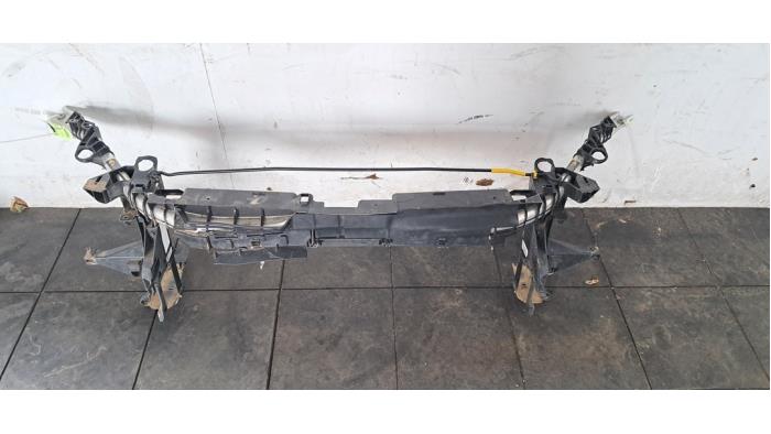 Frontdeel steun Mercedes CLA