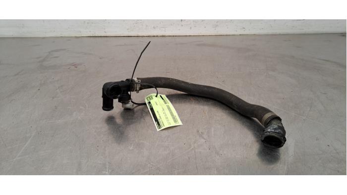 Radiator hose Mercedes C-Klasse