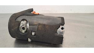 Gebruikte Pomp Airco Tesla Model 3 Standard RWD Plus, Long Range RWD Prijs € 459,80 Inclusief btw aangeboden door Autohandel Didier