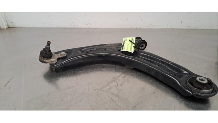 Bras de suspension avant droit Audi Q3