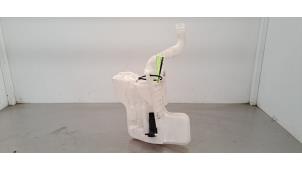 Gebruikte Ruitensproeiertank voor Audi Q3 Sportback (F3N) 1.5 35 TFSI 16V Mild Hybrid Prijs € 42,35 Inclusief btw aangeboden door Autohandel Didier