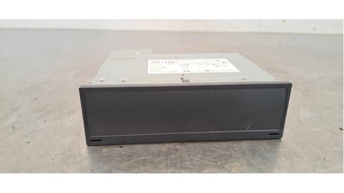 Module radio Audi Q3