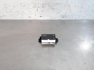 Gebruikte Module PDC Peugeot 408 1.2 PureTech 130 Prijs € 108,90 Inclusief btw aangeboden door Autohandel Didier