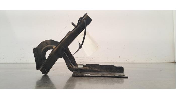 Charnière capot Peugeot Expert Charnière capot Peugeot Expert