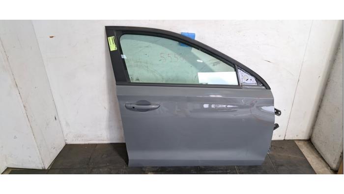 Puerta 4 puertas derecha delante Hyundai I30