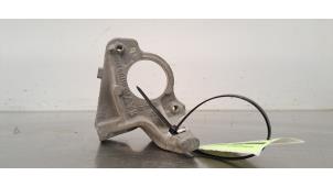 Gebruikte Cardan steun Opel Combo Cargo 1.5 CDTI 100 Prijs € 30,25 Inclusief btw aangeboden door Autohandel Didier