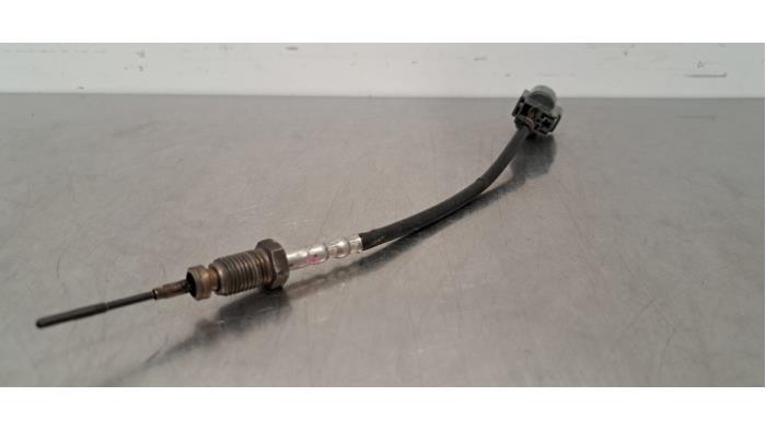 Exhaust heat sensor Mitsubishi L200