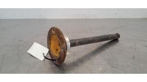 Gebruikte Cardanas Mitsubishi L-200 2.4 Clean Diesel 4WD Prijs € 199,65 Inclusief btw aangeboden door Autohandel Didier