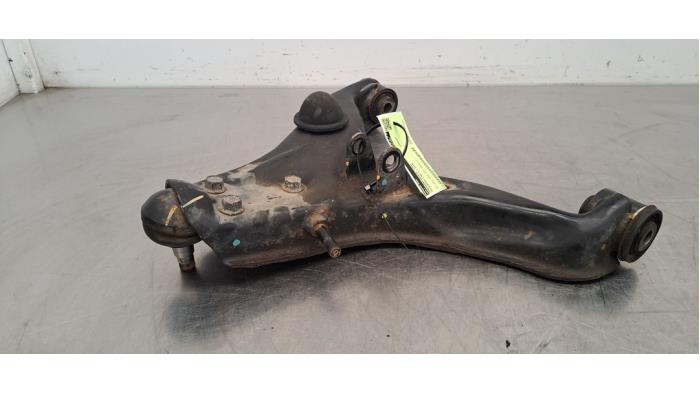 Draagarm rechts-voor Mitsubishi L200