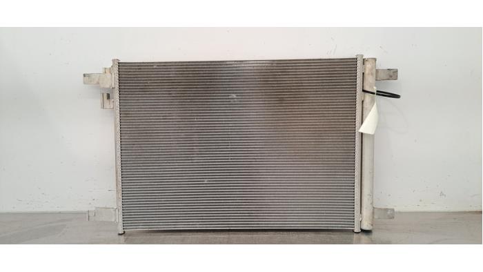 Condensatore dell&#039;aria condizionata Volkswagen Golf