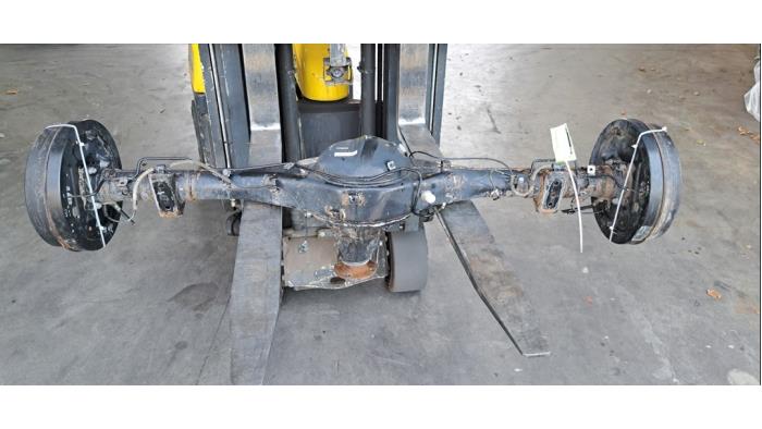 Punte spate+Cardan Mitsubishi L200