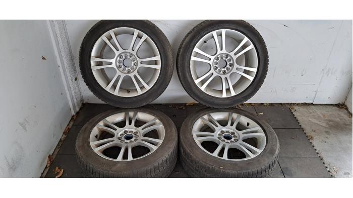 Velgen set + winterbanden Volkswagen Sharan