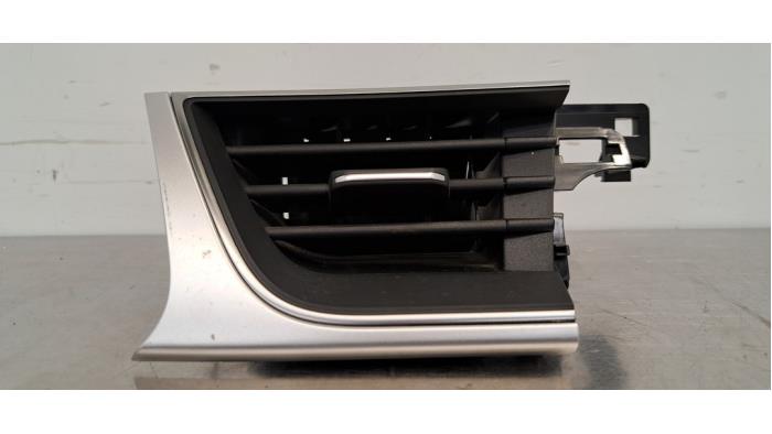 Grille aération tableau de bord Renault Captur