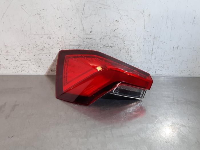 Lampă spate stânga Skoda Kamiq