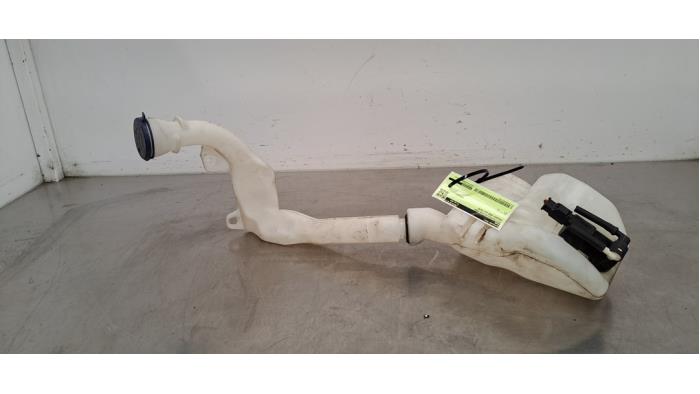 Réservoir lave-glace avant Peugeot 2008