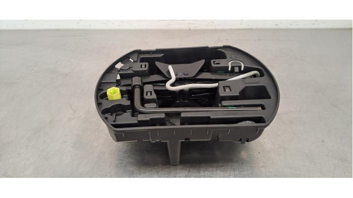 Wagenheber- Set Peugeot 2008