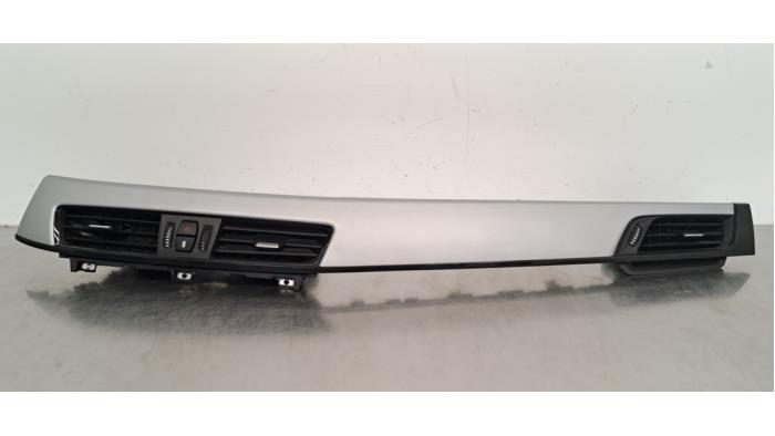 Luchtrooster Dashboard BMW X2 Luchtrooster Dashboard BMW X2