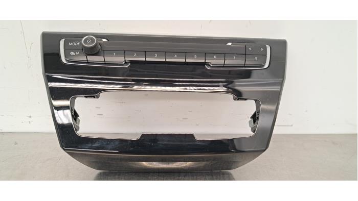 Radiobedienings paneel BMW X2