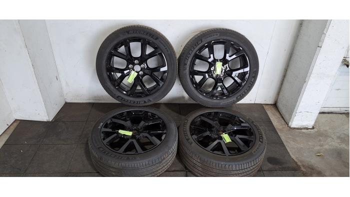 Set of wheels + tyres Citroen C5 Aircross
