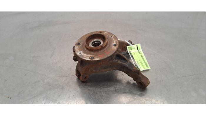 Achsschenkel links vorne Peugeot 2008