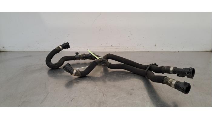 Tuyau radiateur Peugeot 2008