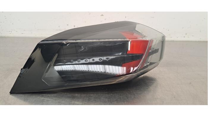 Feu arrière gauche Peugeot 2008