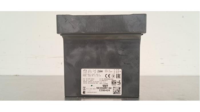 Ordinateur éclairage Peugeot 2008