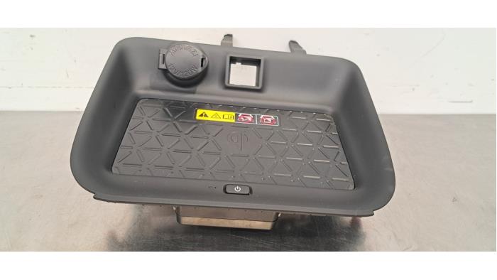 Chargeur sans fil Toyota Rav-4