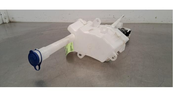 Ruitensproeiertank voor Toyota Yaris