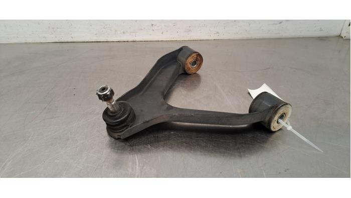 Bras de suspension avant gauche Iveco New Daily