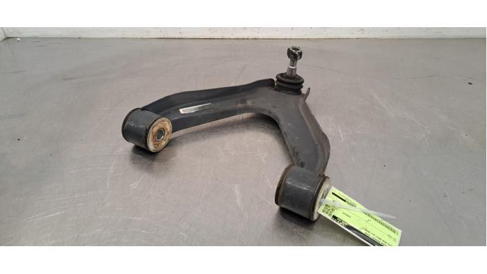 Bras de suspension avant droit Iveco New Daily