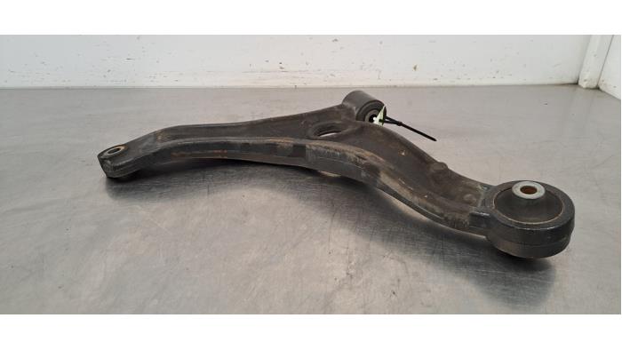 Bras de suspension avant droit Renault Master