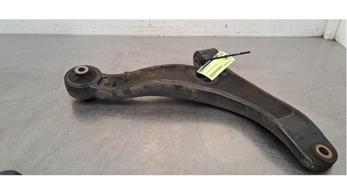 Draagarm links-voor Renault Master