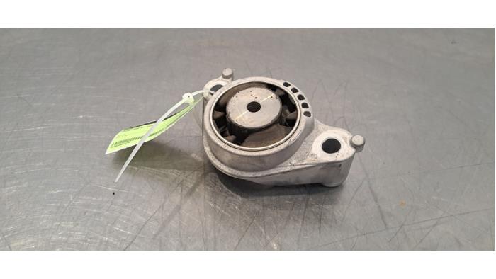 Support moteur Peugeot 3008