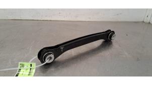 Gebruikte Triangel rechts-achter Peugeot 3008 III e-3008 210 73 kWh Prijs € 30,25 Inclusief btw aangeboden door Autohandel Didier