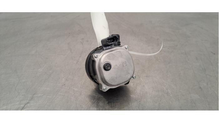 Pompe à eau supplémentaire Peugeot 3008