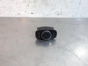 Gebruikte Schakelaar Koplamp Ihv Ford Fiesta 7 1.1 Ti-VCT 12V 85 Prijs € 36,30 Inclusief btw aangeboden door Autohandel Didier