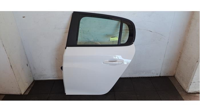 Portier 4Deurs links-achter Peugeot 208