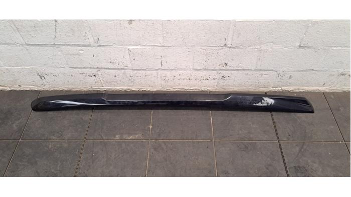 Dakrail links Citroen E-C3