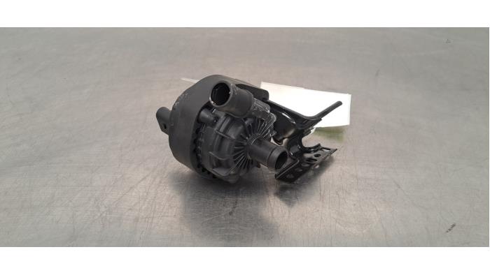 Pompe à eau supplémentaire Audi Q4