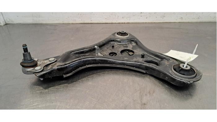Bras de suspension avant droit Audi Q4